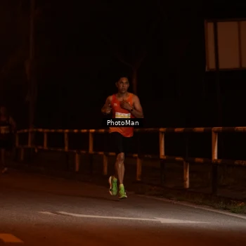 Runner Photo 3211059