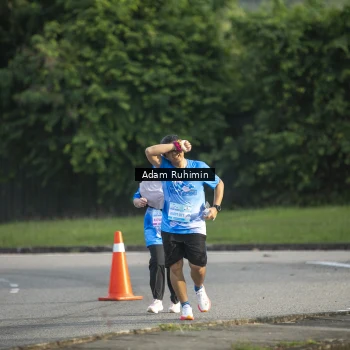 Runner Photo 3211103