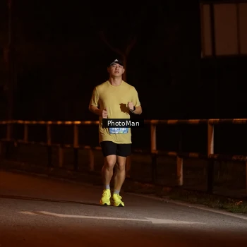Runner Photo 3211306