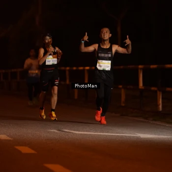 Runner Photo 3211354