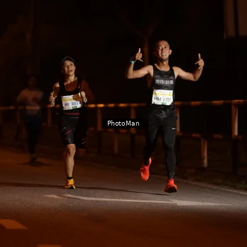 Runner Photo 3211375