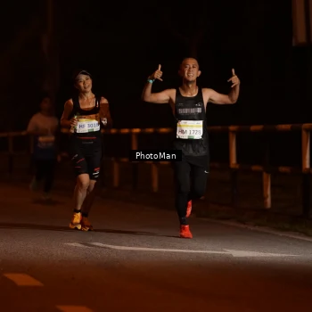 Runner Photo 3211377