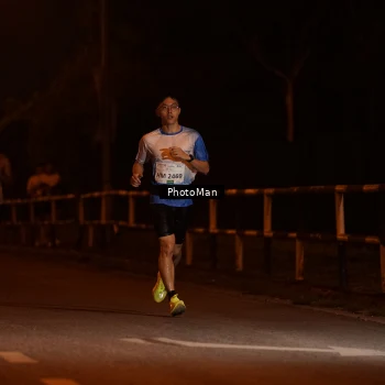 Runner Photo 3211400