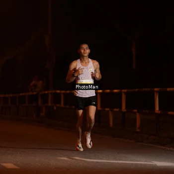 Runner Photo 3211424