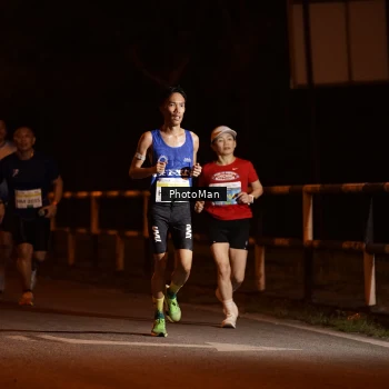 Runner Photo 3211813