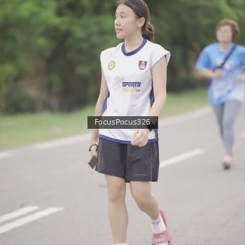Runner Photo 3212740