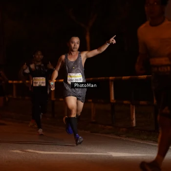 Runner Photo 3213129