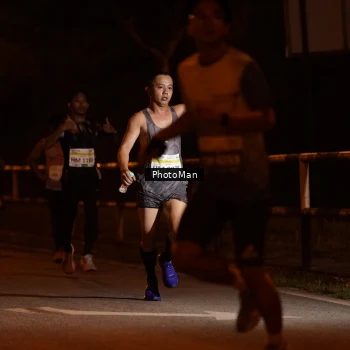 Runner Photo 3213135