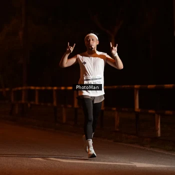 Runner Photo 3213243