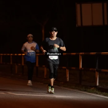 Runner Photo 3213342
