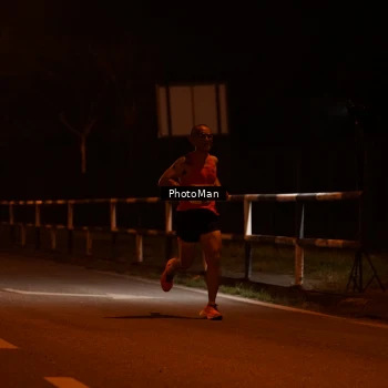 Runner Photo 3213443