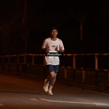 Runner Photo 3213504