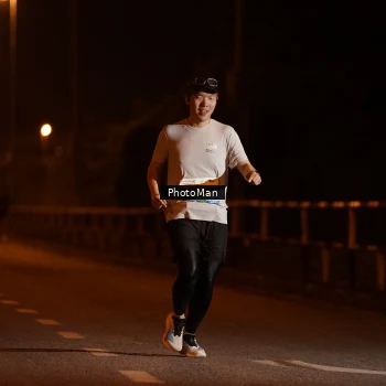 Runner Photo 3213671
