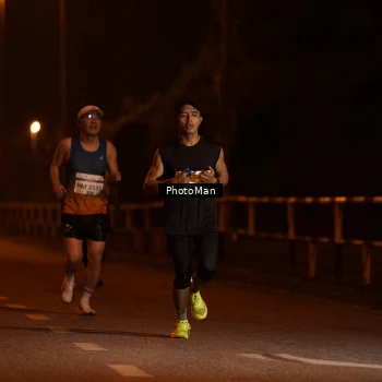 Runner Photo 3213729