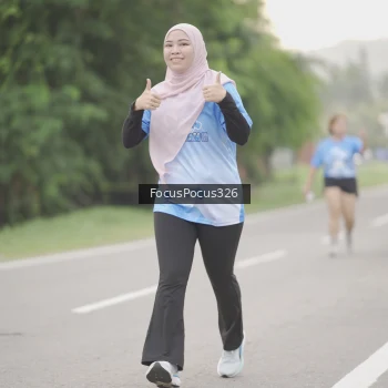 Runner Photo 3213835