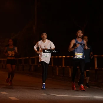 Runner Photo 3213924