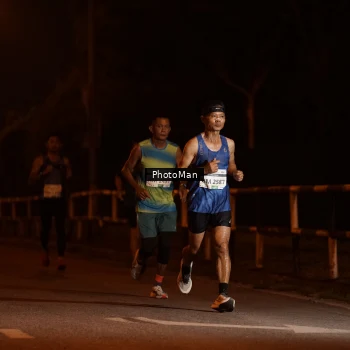 Runner Photo 3213928