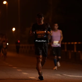 Runner Photo 3214074