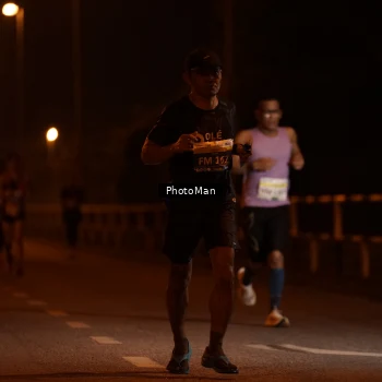 Runner Photo 3214132