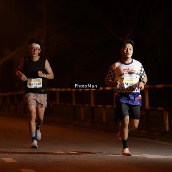 Runner Photo 3214417