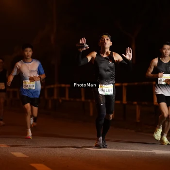 Runner Photo 3214532