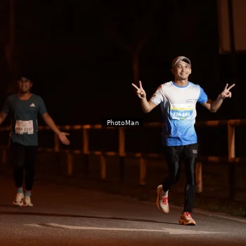 Runner Photo 3215032