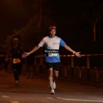 Runner Photo 3215182