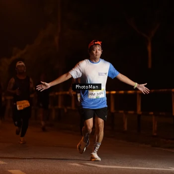 Runner Photo 3215192