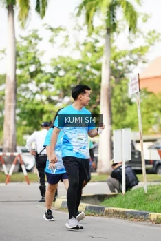 Runner Photo 3215288