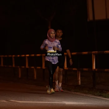 Runner Photo 3215371