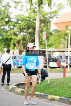 Runner Photo 3215396