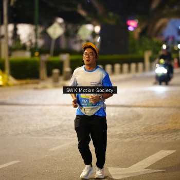 Runner Photo 3215525