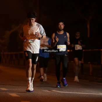 Runner Photo 3215529