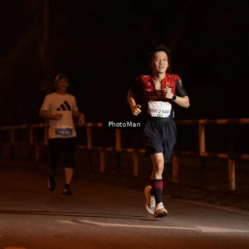 Runner Photo 3215556