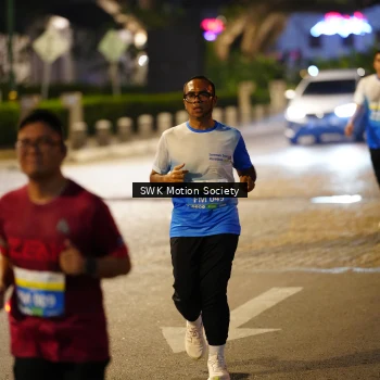 Runner Photo 3215610