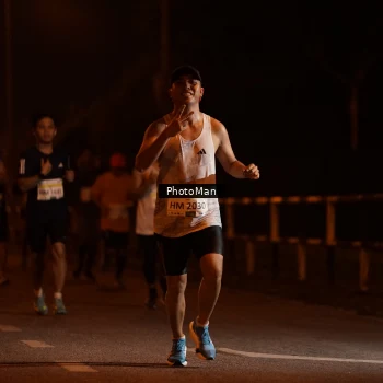 Runner Photo 3215648