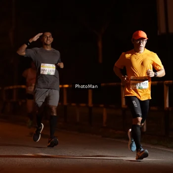 Runner Photo 3215697