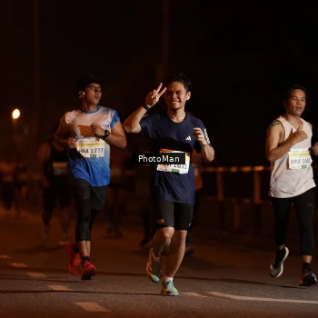 Runner Photo 3215707