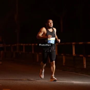 Runner Photo 3215749