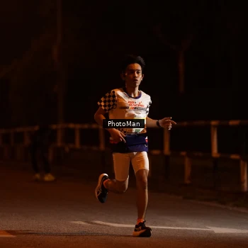 Runner Photo 3215946
