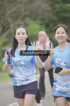 Runner Photo 3216073