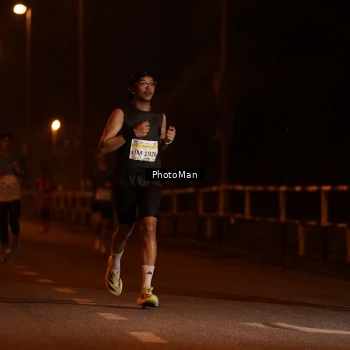 Runner Photo 3216103