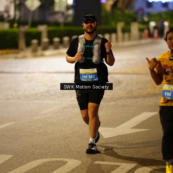 Runner Photo 3217025