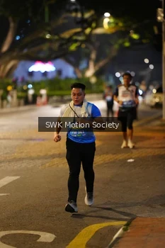 Runner Photo 3218413