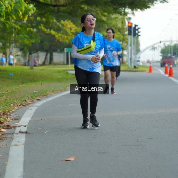 Runner Photo 3218772