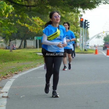 Runner Photo 3218781