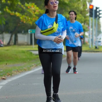 Runner Photo 3218782