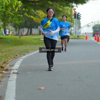 Runner Photo 3218783