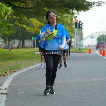 Runner Photo 3218817