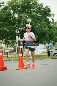 Runner Photo 3219664